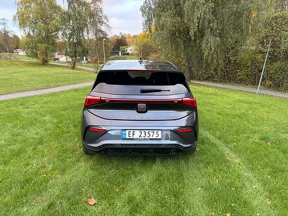Cupra Born 2023 photo 4