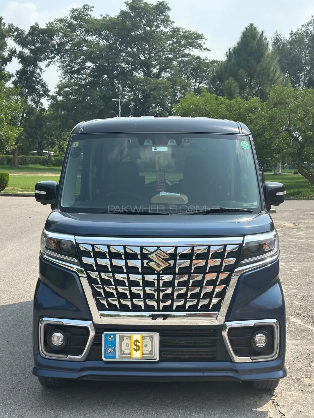 Suzuki Spacia