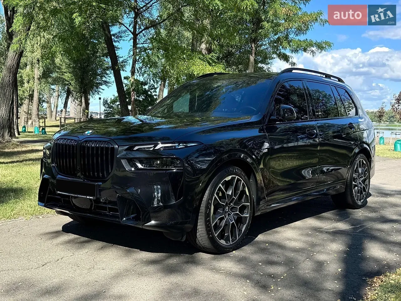 BMW X7 2024 photo 4