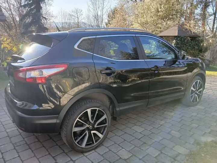 Nissan Qashqai 2017 photo 2