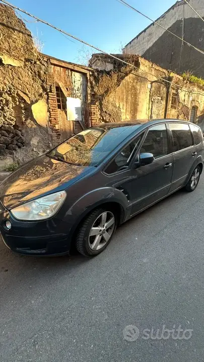 Ford S-Max 2007 photo 2
