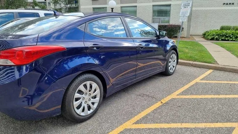 Hyundai Elantra 2013 photo 3