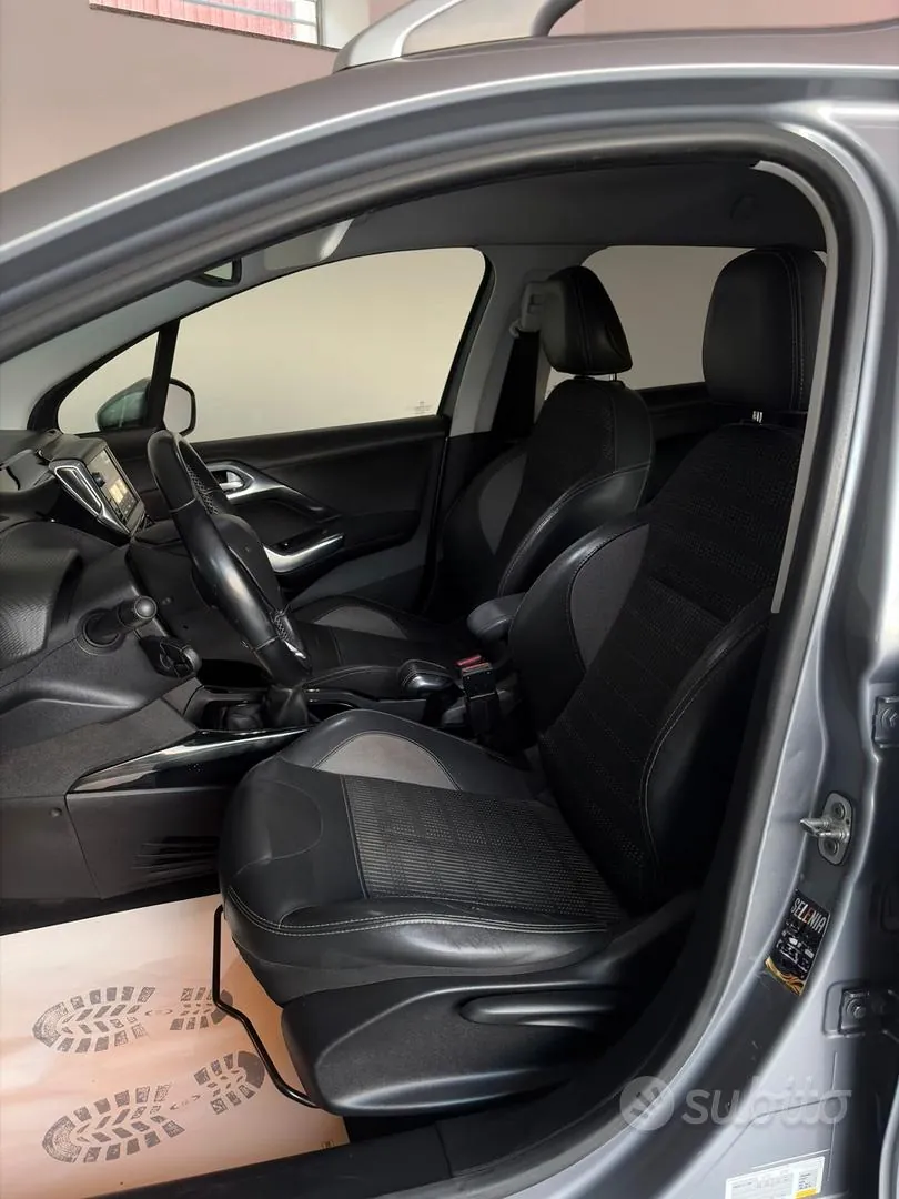 Peugeot 2008 2019 photo 3