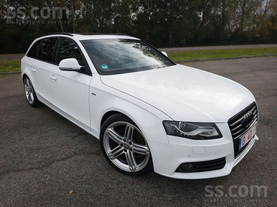 Audi A4 2009 photo 4