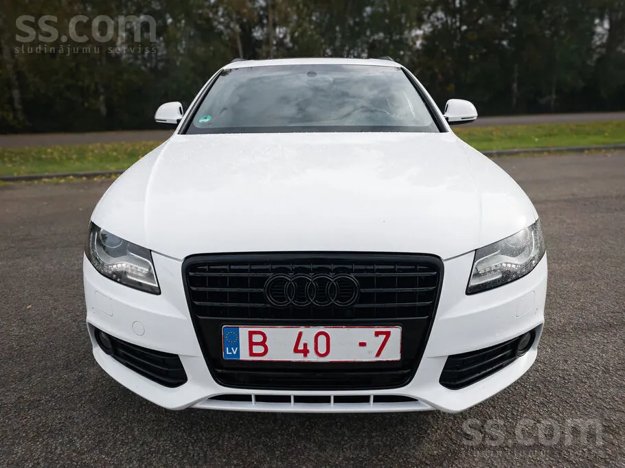 Audi A4 2009 photo 2