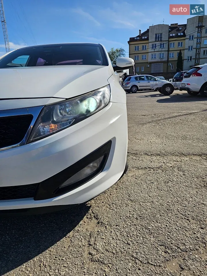 Kia K5 2012 photo 5