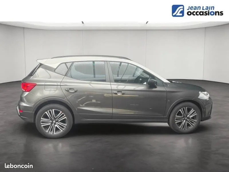 Seat Arona 2023 photo 4