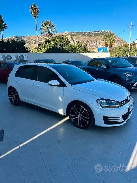 Volkswagen Golf 2015 photo 3