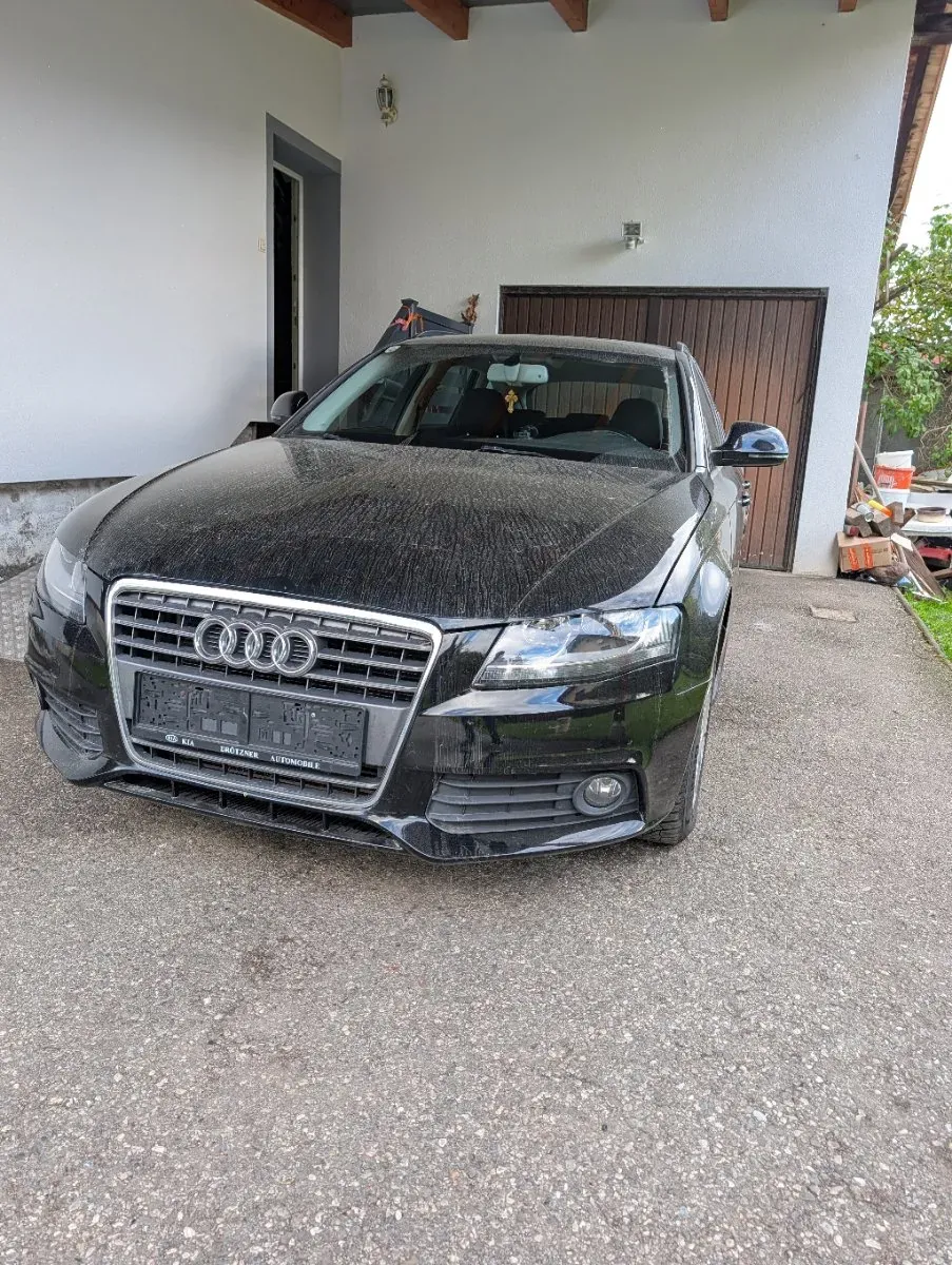Audi A4 2008 photo 2