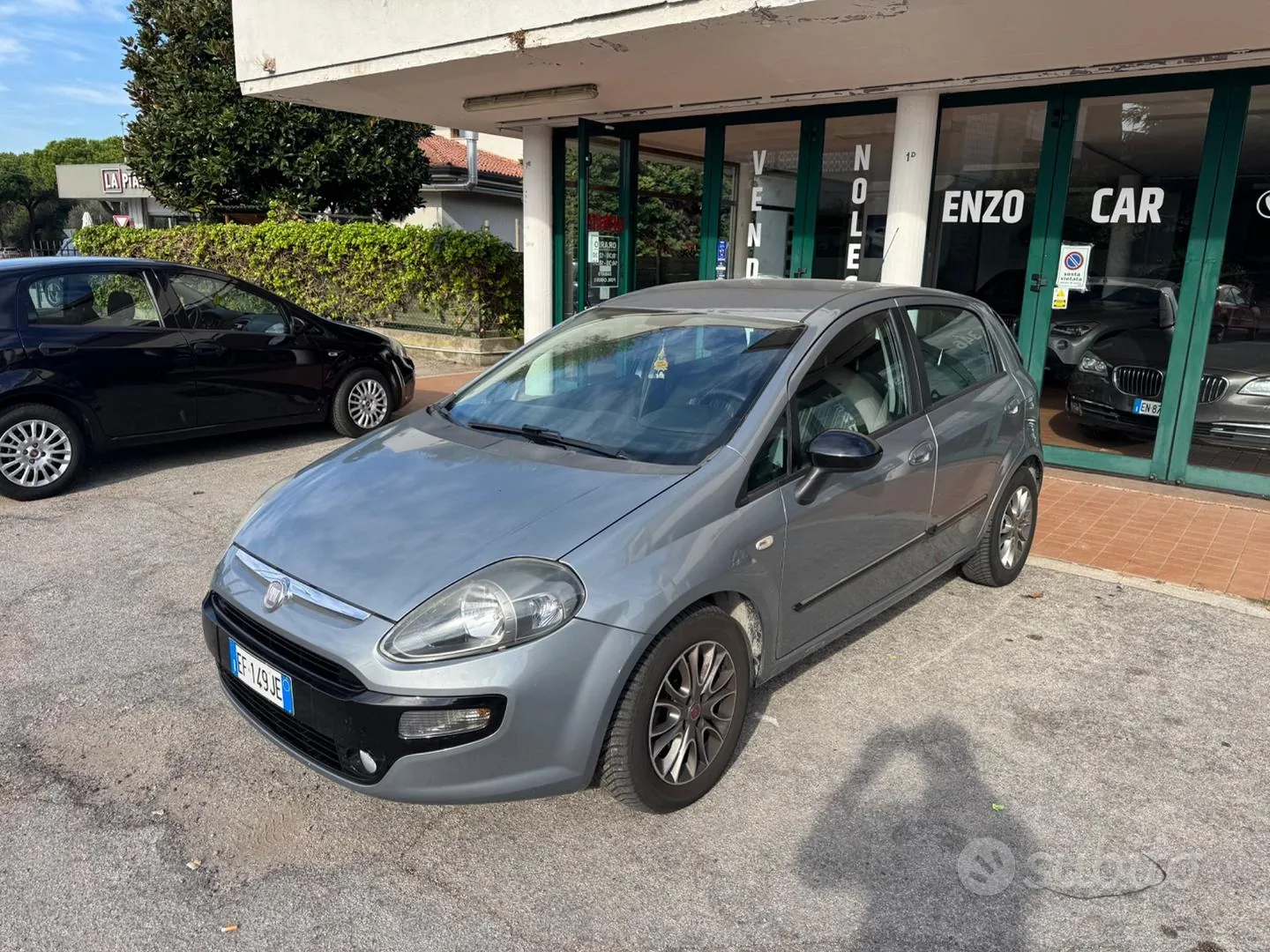 Fiat Grande Punto 2011 photo 3