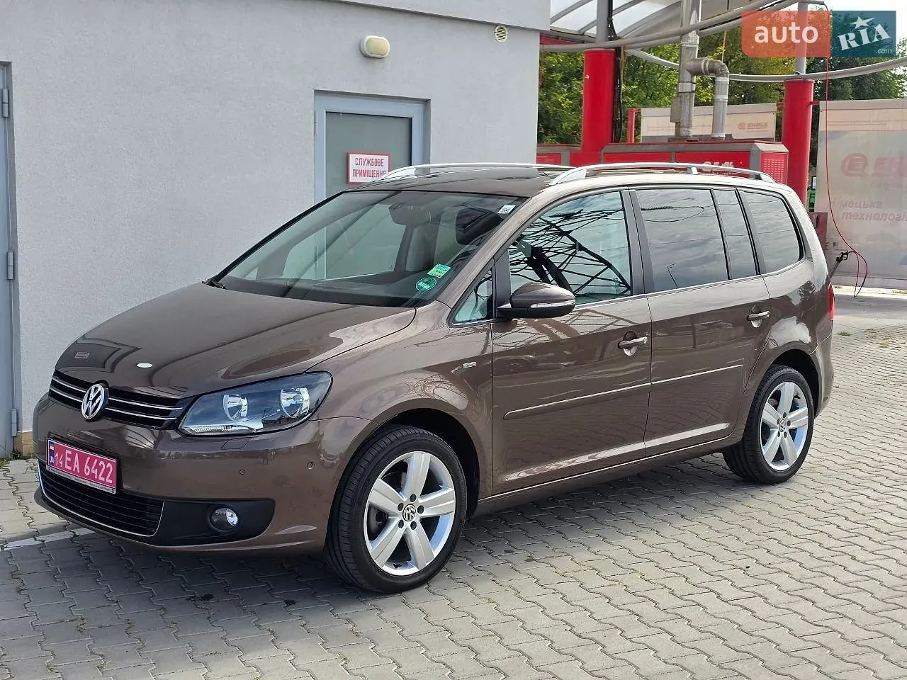 Volkswagen Touran 2013 photo 2