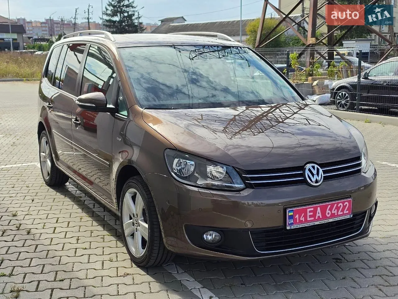 Volkswagen Touran 2013 photo 5