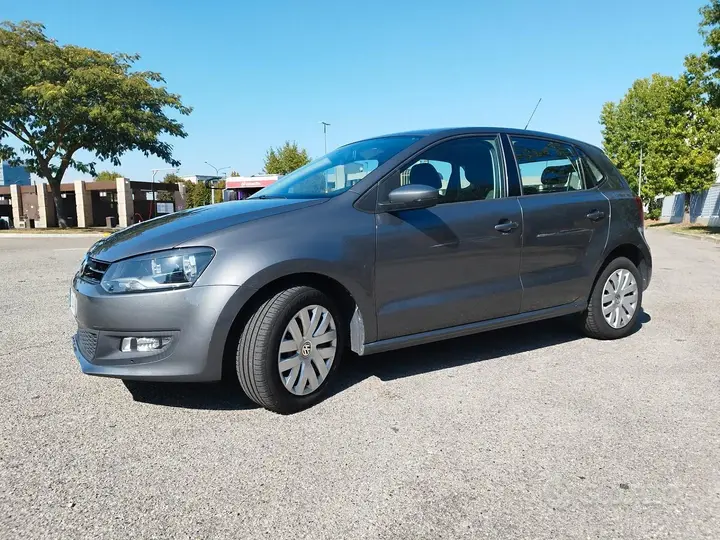 Volkswagen Polo 2014 photo 5