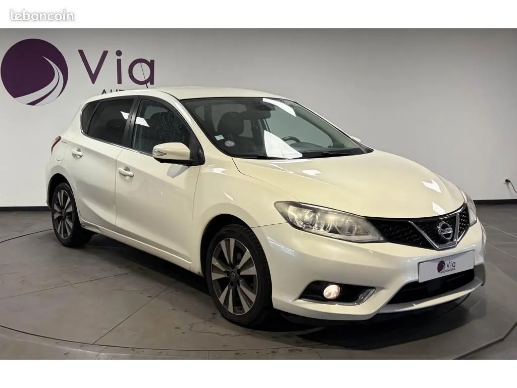 Nissan Pulsar 2015 photo 3