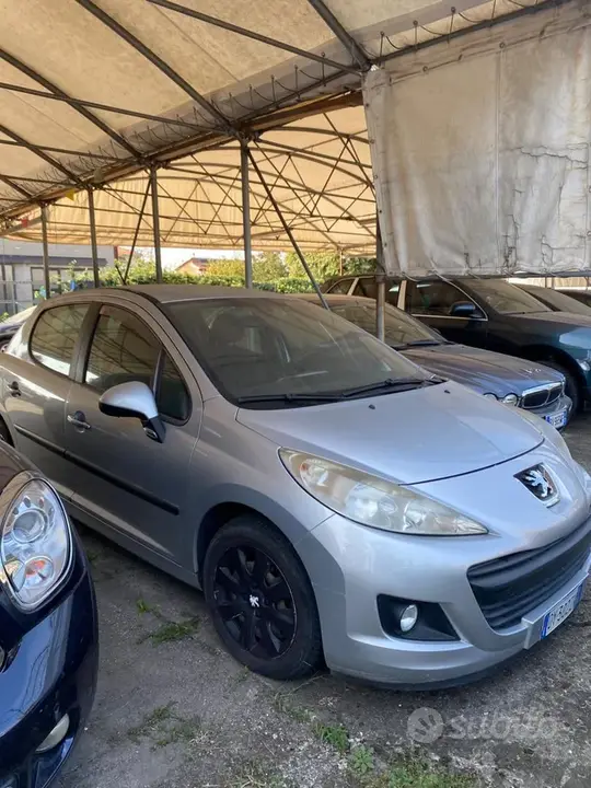 Peugeot 207