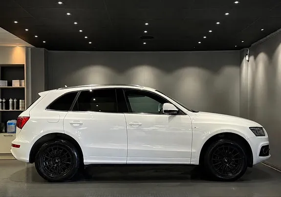 Audi Q5 2011 photo 2