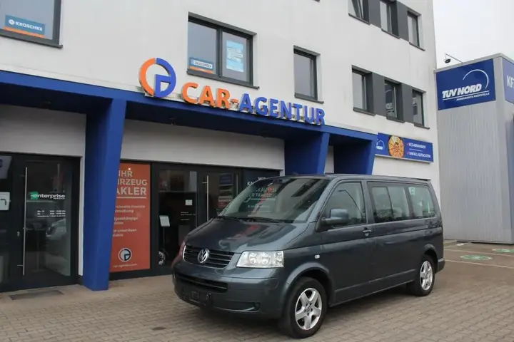 Volkswagen T5 Caravelle