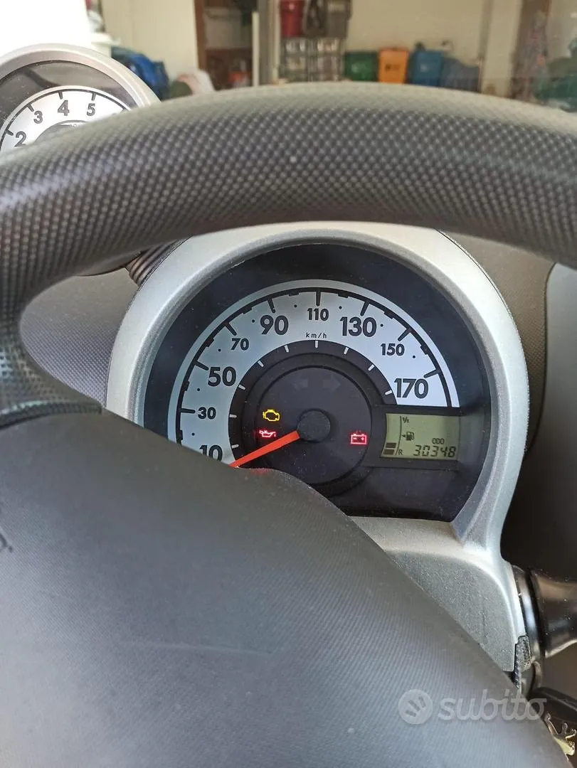 Peugeot 107 2006 photo 4