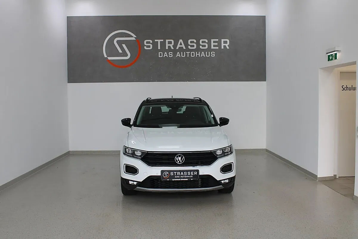 Volkswagen T-Roc 2021 photo 2