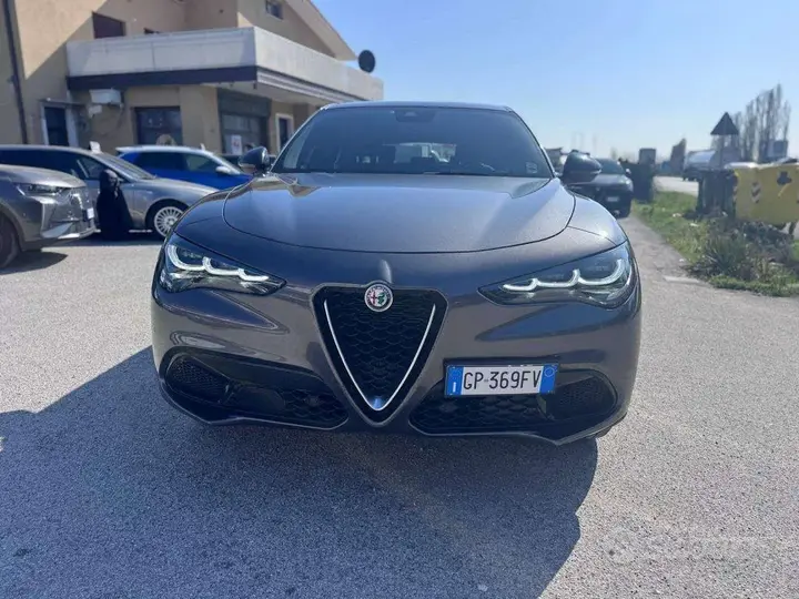Alfa Romeo Stelvio 2023 photo 3