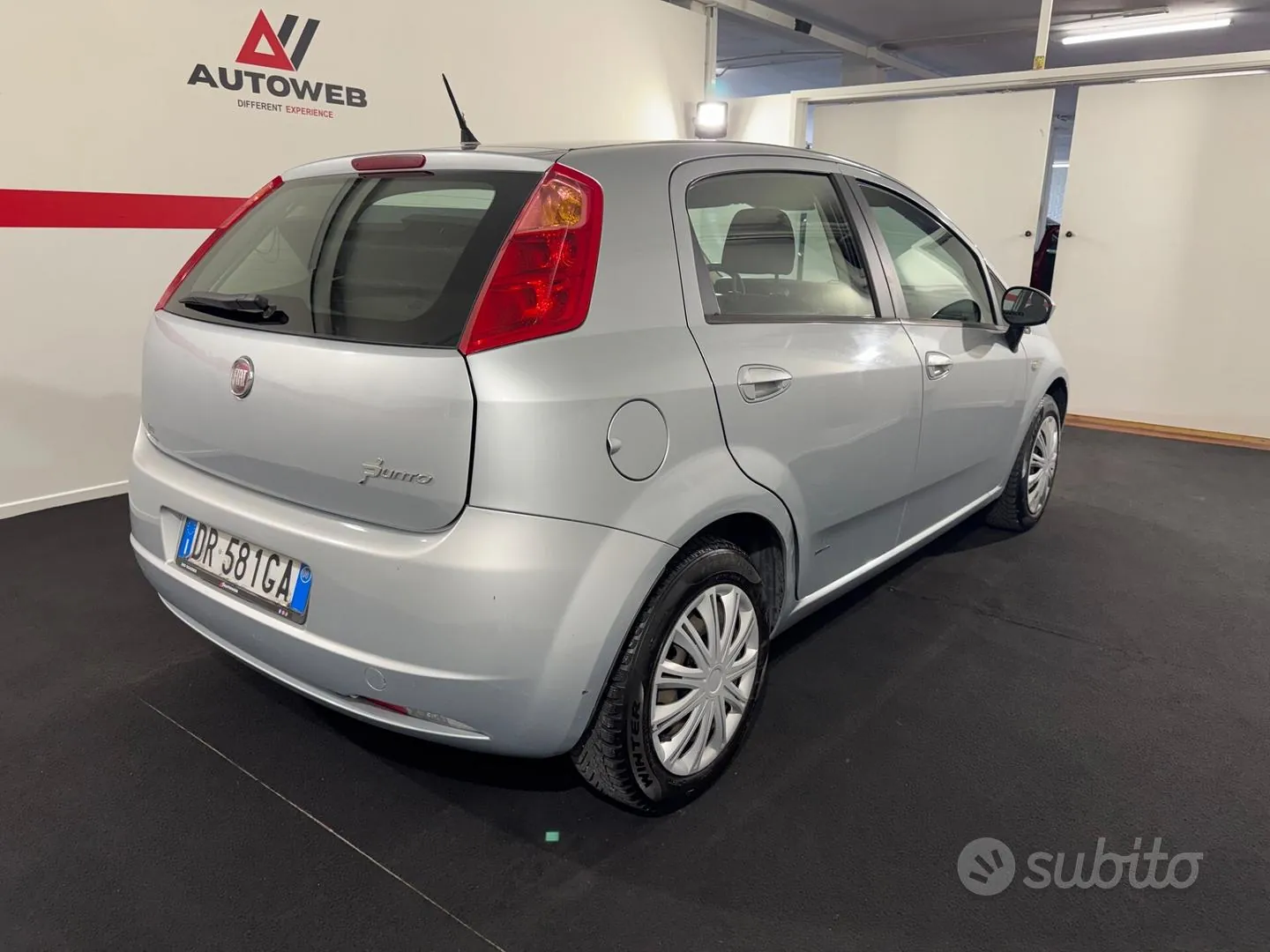 Fiat Grande Punto 2008 photo 4