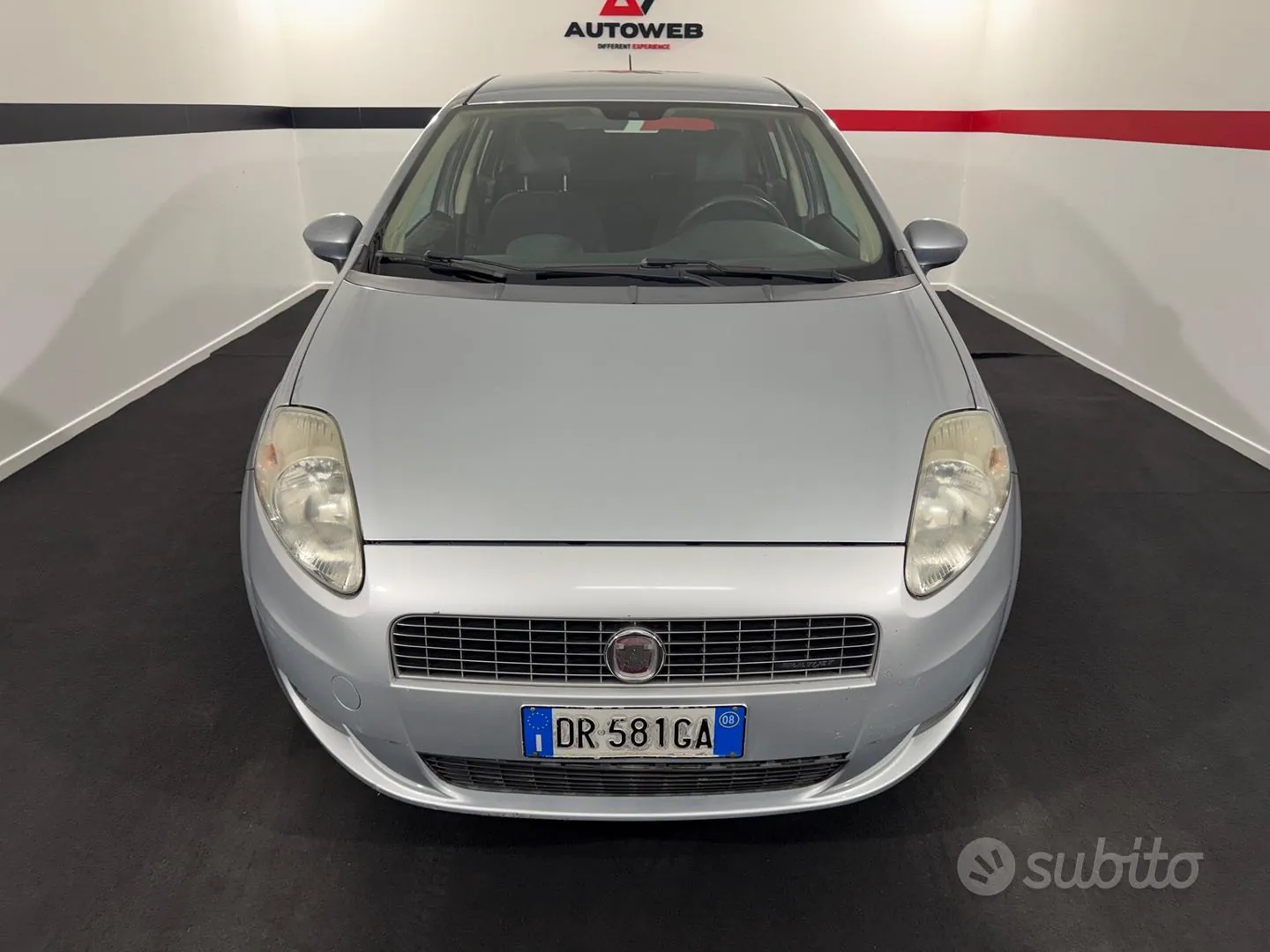 Fiat Grande Punto 2008 photo 2