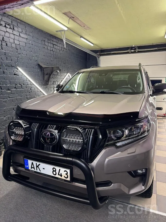 Toyota Land Cruiser 2021 photo 5