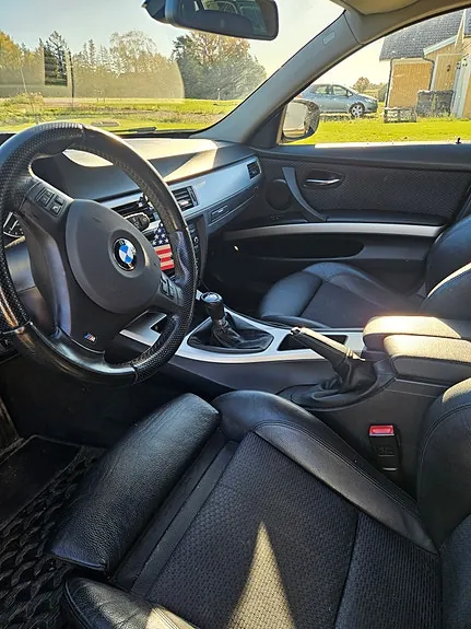 BMW 320D 2012 photo 4