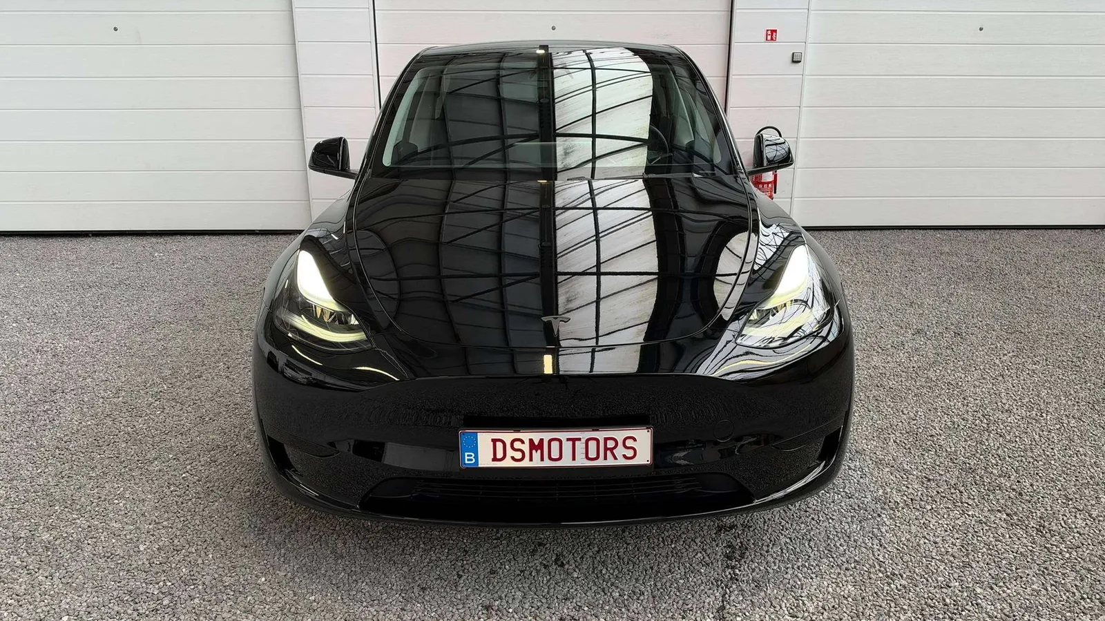 Tesla Model Y 2024 photo 5