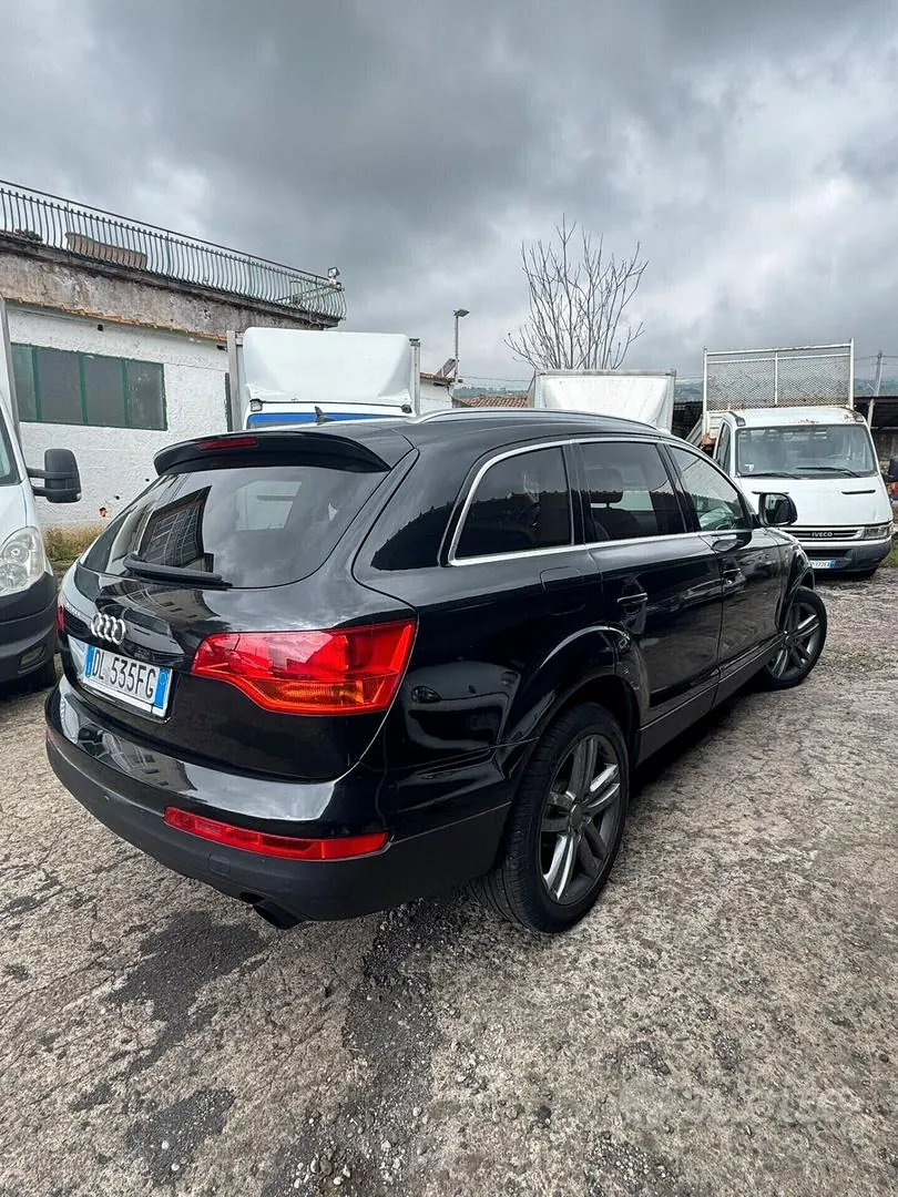 Audi Q7 2007 photo 5