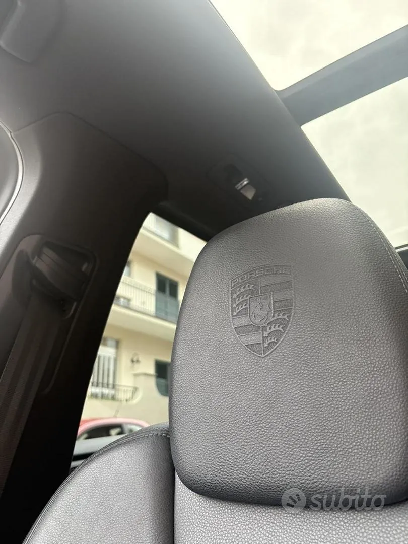 Porsche Cayenne 2014 photo 2