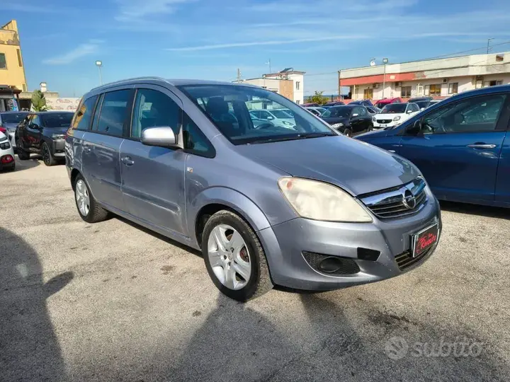 Opel Zafira 2009 photo 2