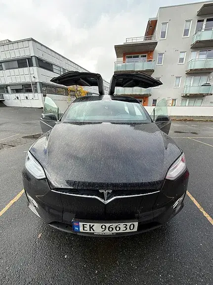 Tesla Model X