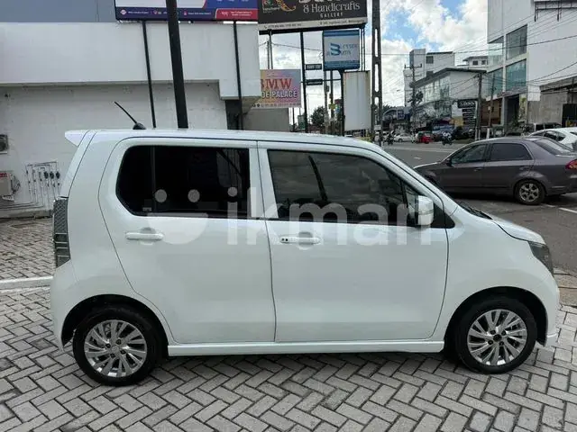 Suzuki Wagon R Fz 2015 photo 2