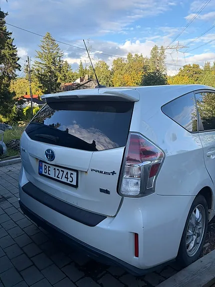 Toyota Prius 2017 photo 4