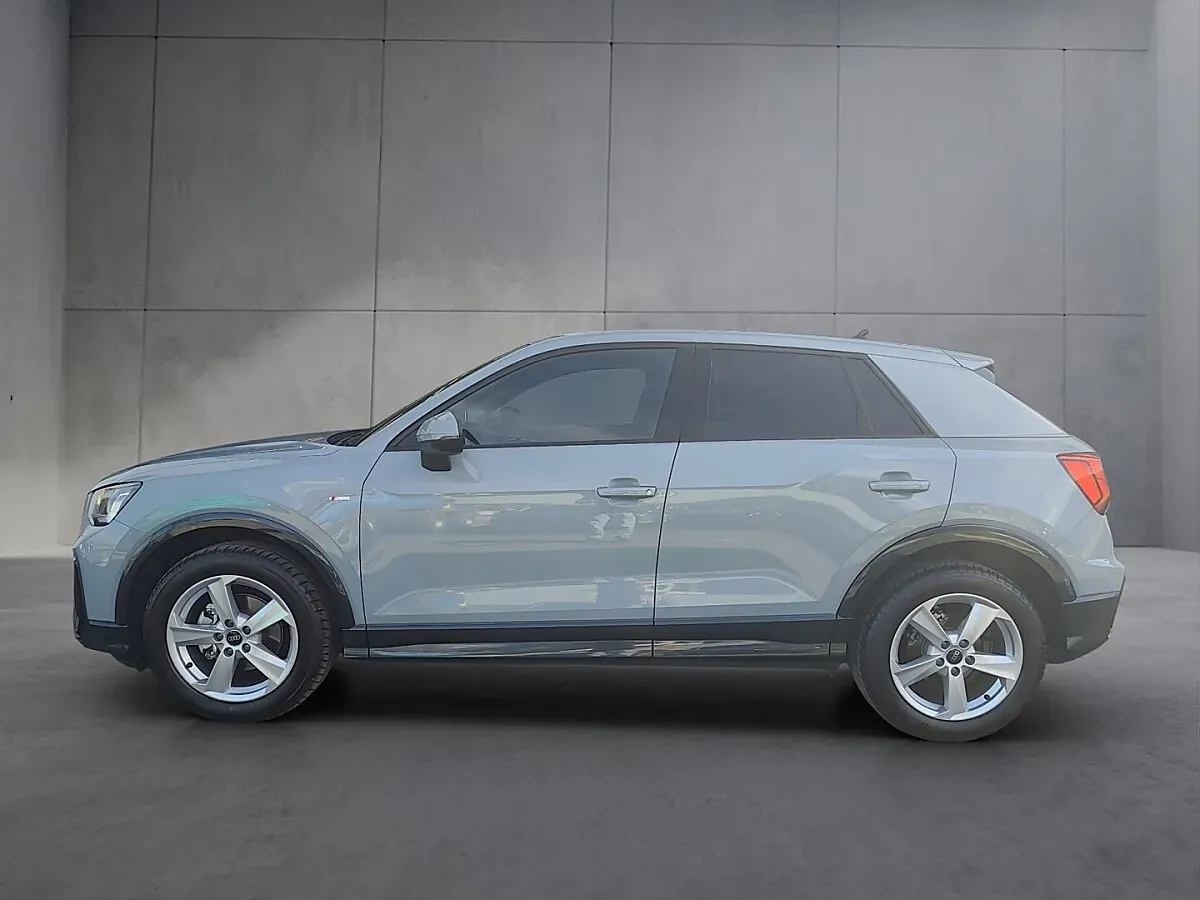 Audi Q2 2025 photo 3