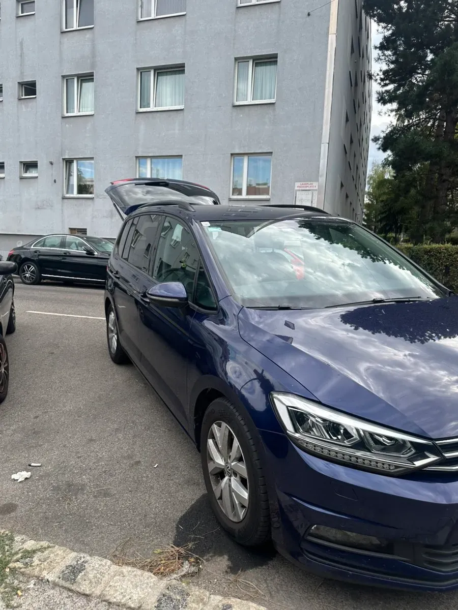 Volkswagen Touran 2018 photo 3