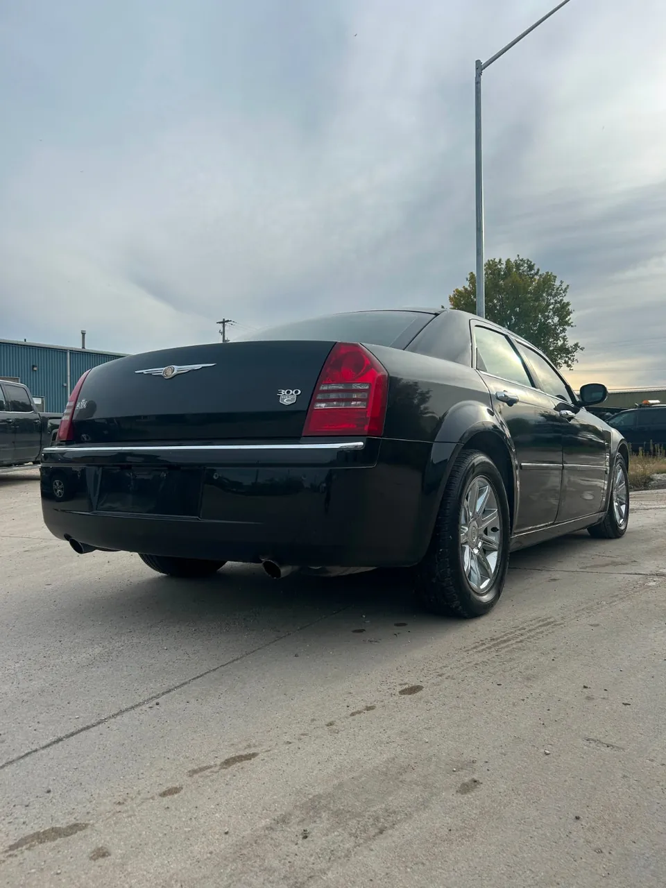 Chrysler 300 C 2005 photo 5