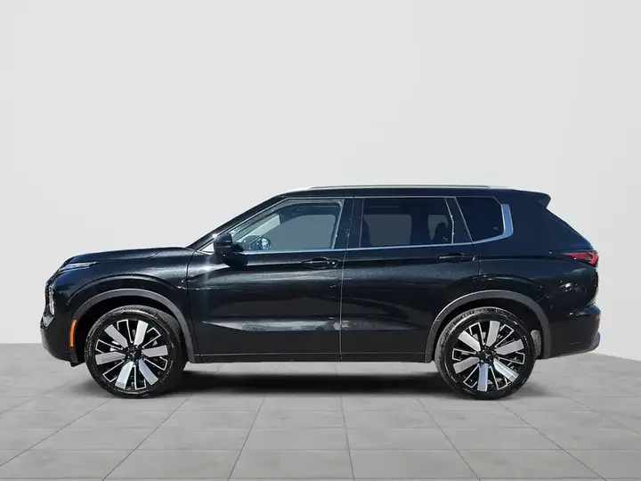 Mitsubishi Outlander 2025 photo 5