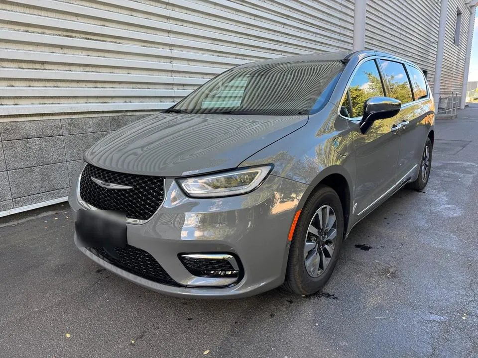 Chrysler Pacifica