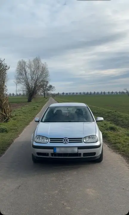 Volkswagen Golf 4