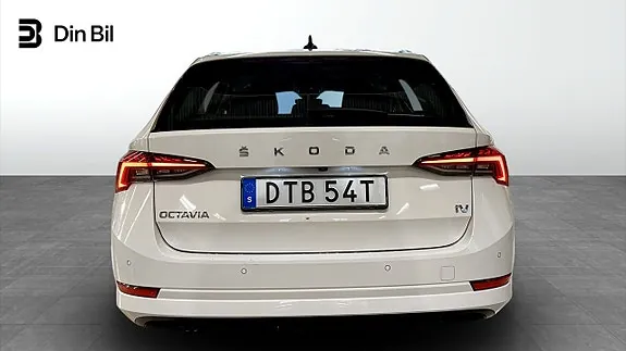 Skoda Octavia 2021 photo 5