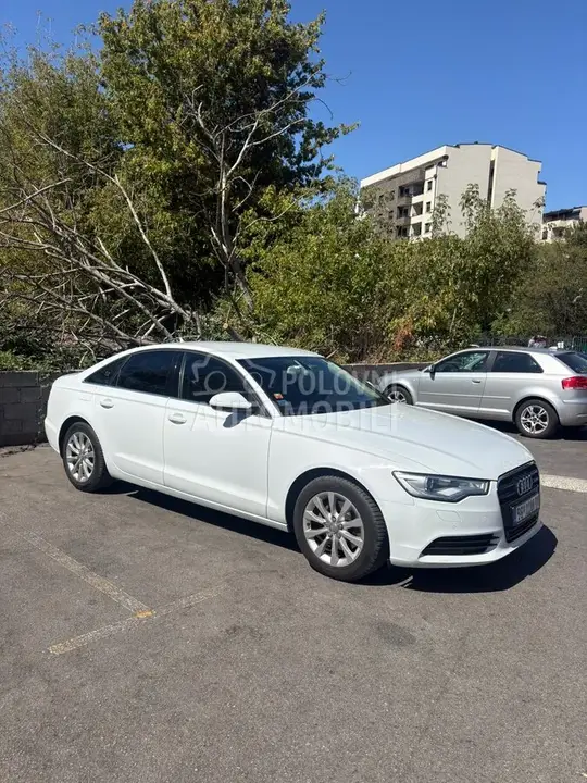 Audi A6 2012 photo 2