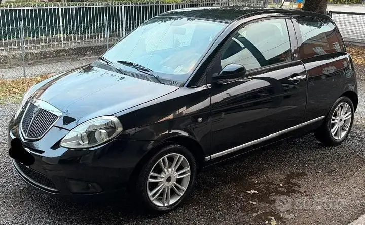Lancia Ypsilon 2012 photo 3