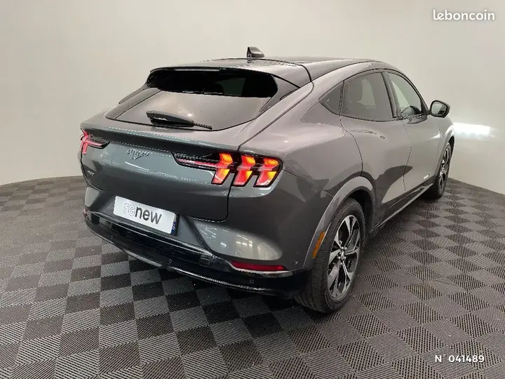 Ford Mustang Mach-E 2021 photo 4