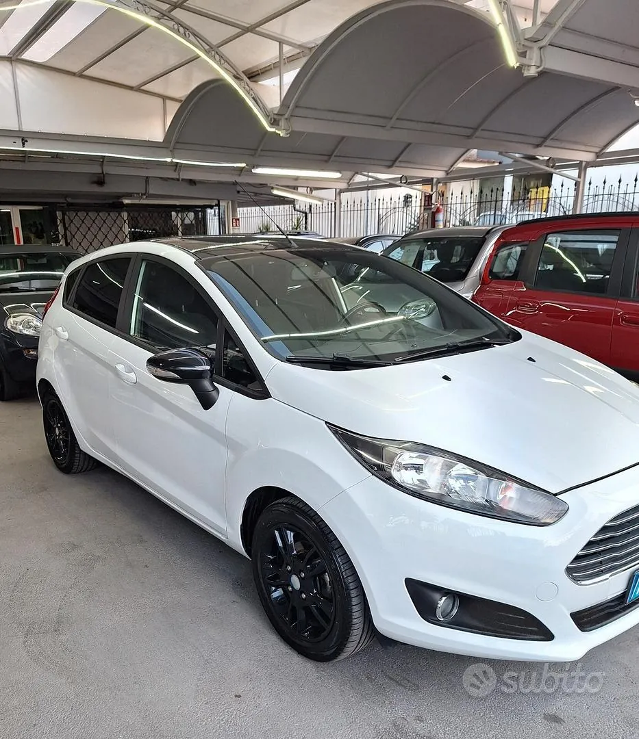 Ford Fiesta 2015 photo 4
