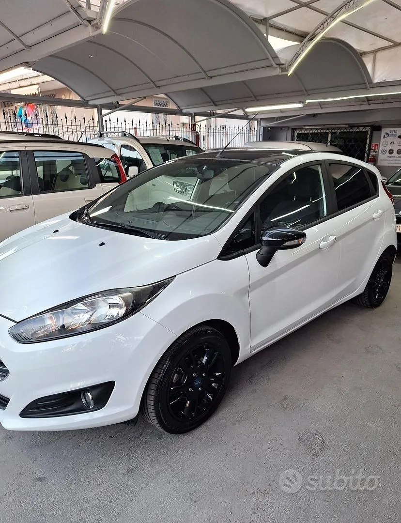 Ford Fiesta 2015 photo 3