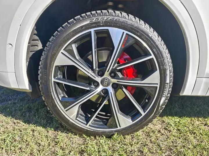 Audi Q5 2024 photo 5