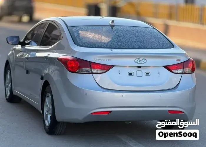 Hyundai Elantra 2014 photo 3