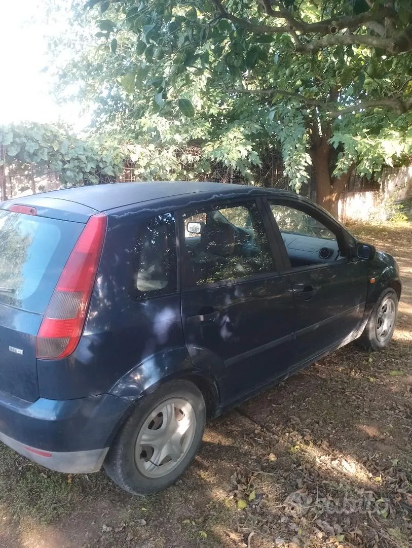 Ford Fiesta 2003 photo 5